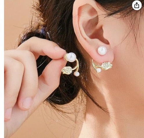 Modern Women’s Pearl Earrings